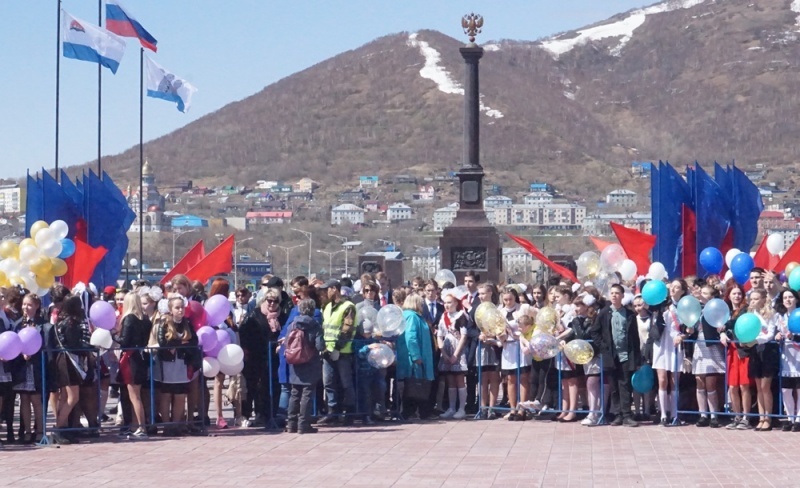 Камчатка готовится к проведению последних школьных звонков